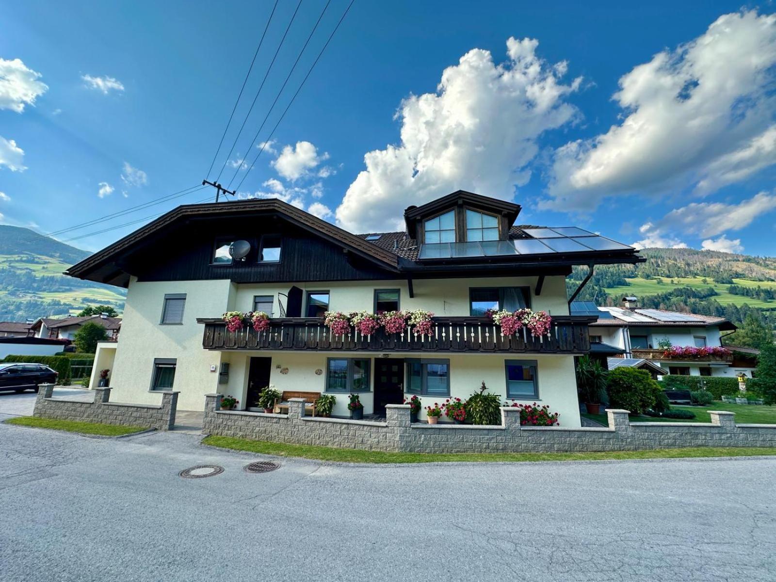 Ferienwohnung Fam Alfons Geiler Heinfels Dış mekan fotoğraf